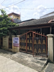 Dijual Rumah Lokasi Strategis Berada dekat Tol dalam Kota